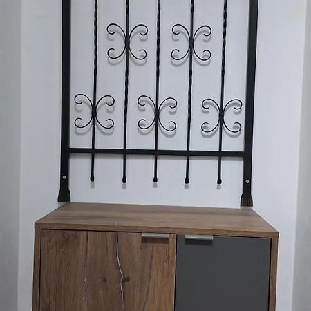 Apartman Stan Na Dan Dunja 2 *