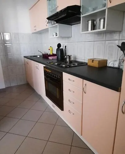 Stan Na Dan Dunja 2 *